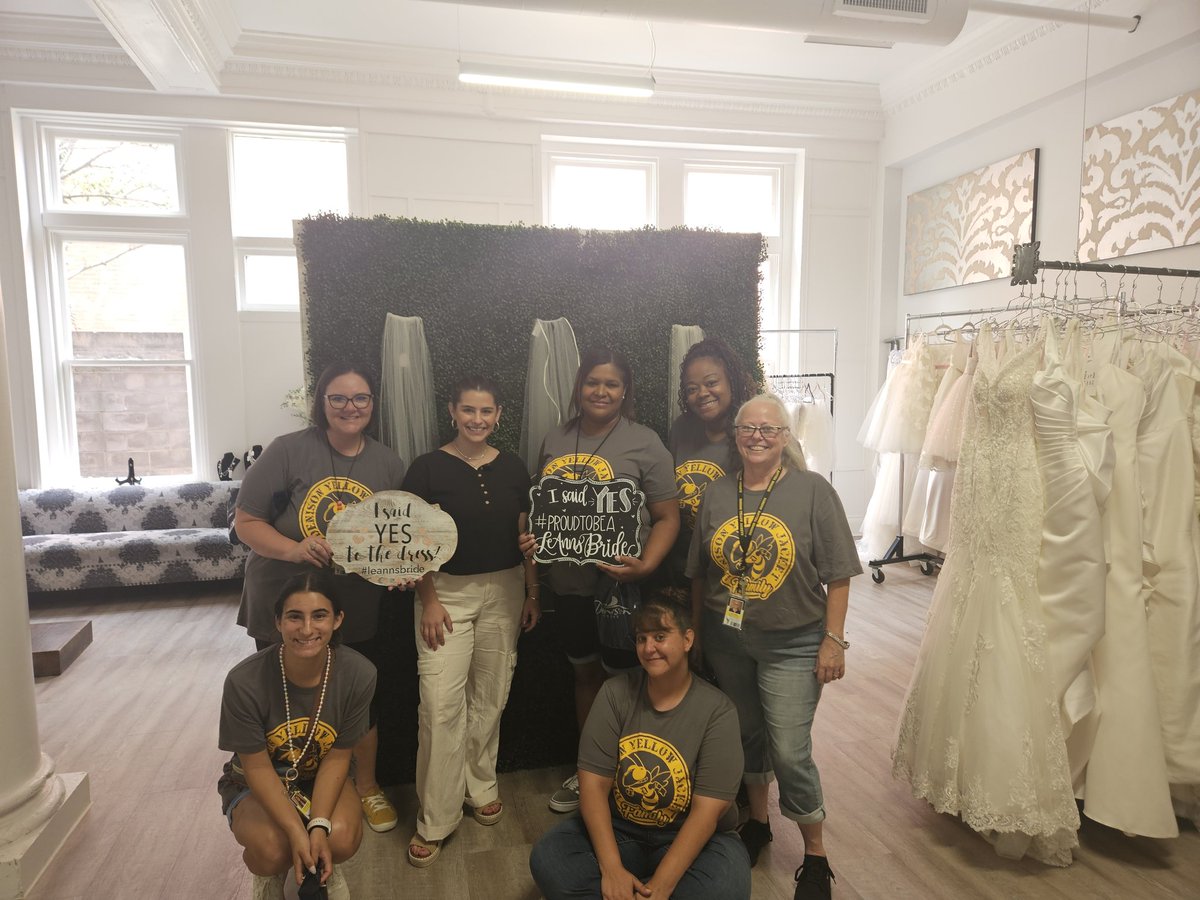 #bmac #leAnn'sbridal

If you're getting married, come support LeAnn's Bridal here at the Katy Depot in Denison.