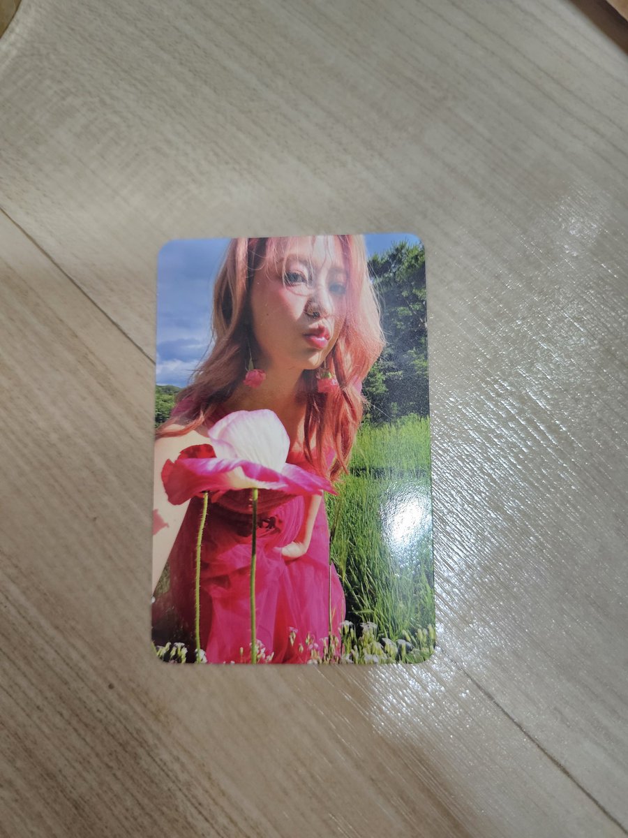 Hi_sseulgi2's tweet photo. 코스미 인형 포카 교환 구해요

준등기 반택 직거래(팬콘 중콘 막콘) 가능

저: 예리 예림
님: 슬기

https://t.co/Q1sfSDUr8E https://t.co/O7r6zpPdlP