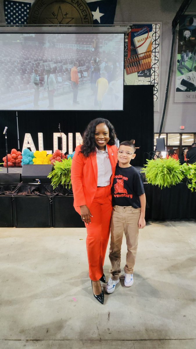 LaDon Ward (@wardladon) on Twitter photo Our Goodman scholar, Victor Gonzalez, introduced today’s guest speaker, Astronaut Jose Hernandez, at the Aldine ISD Convocation. He did a super job! We are super proud of him. <a href="/AldineISD/">Aldine ISD</a> <a href="/MrsMGonzalez1/">Melisa Gonzalez</a> <a href="/GoodmanES_AISD/">Goodman ACE Elementary School</a> <a href="/AldineISD/">Aldine ISD</a> <a href="/TraylorKappelle/">Kappelle Traylor</a> <a href="/minegonzo/">Minerva Gonzales</a> Our Goodman scholar, Victor Gonzalez, introduced today’s guest speaker, Astronaut Jose Hernandez, at the Aldine ISD Convocation. He did a super job! We are super proud of him. <a href="/AldineISD/">Aldine ISD</a> <a href="/MrsMGonzalez1/">Melisa Gonzalez</a> <a href="/GoodmanES_AISD/">Goodman ACE Elementary School</a> <a href="/AldineISD/">Aldine ISD</a> <a href="/TraylorKappelle/">Kappelle Traylor</a> <a href="/minegonzo/">Minerva Gonzales</a>