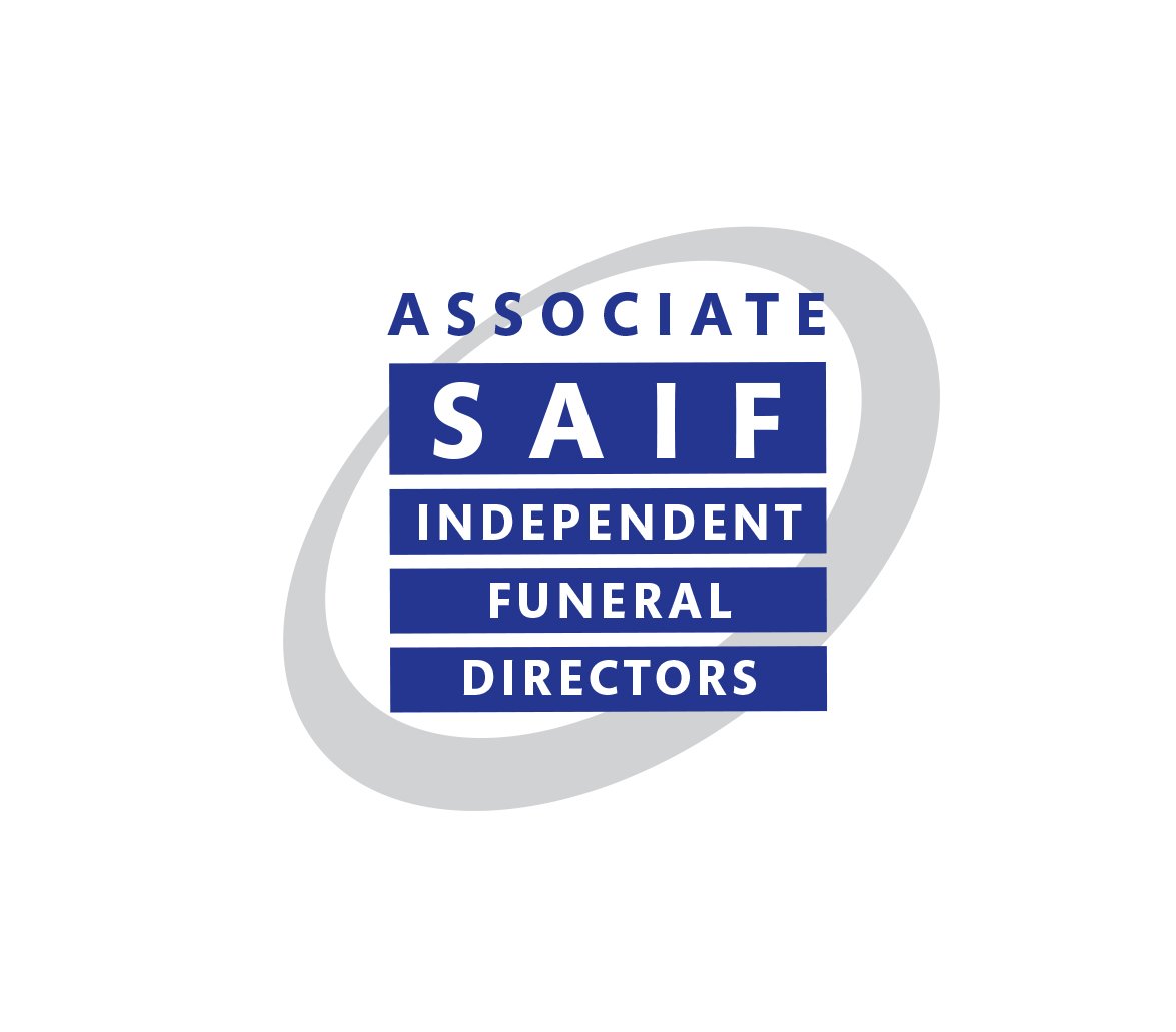 Emma the Celebrant 💙 tweet media