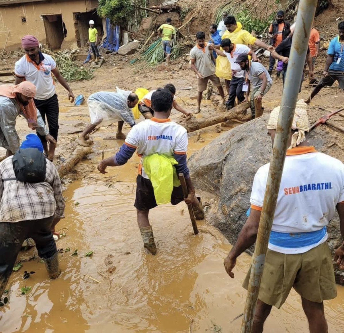 In Waynad and in all over the country-
 No drama, no moving with cameras, No photo ops,
 No caste checking ..only Selfless Seva. 
This is RSS for you.
From <a href="/VlKAS_PR0NAM0/">Viक़as</a>