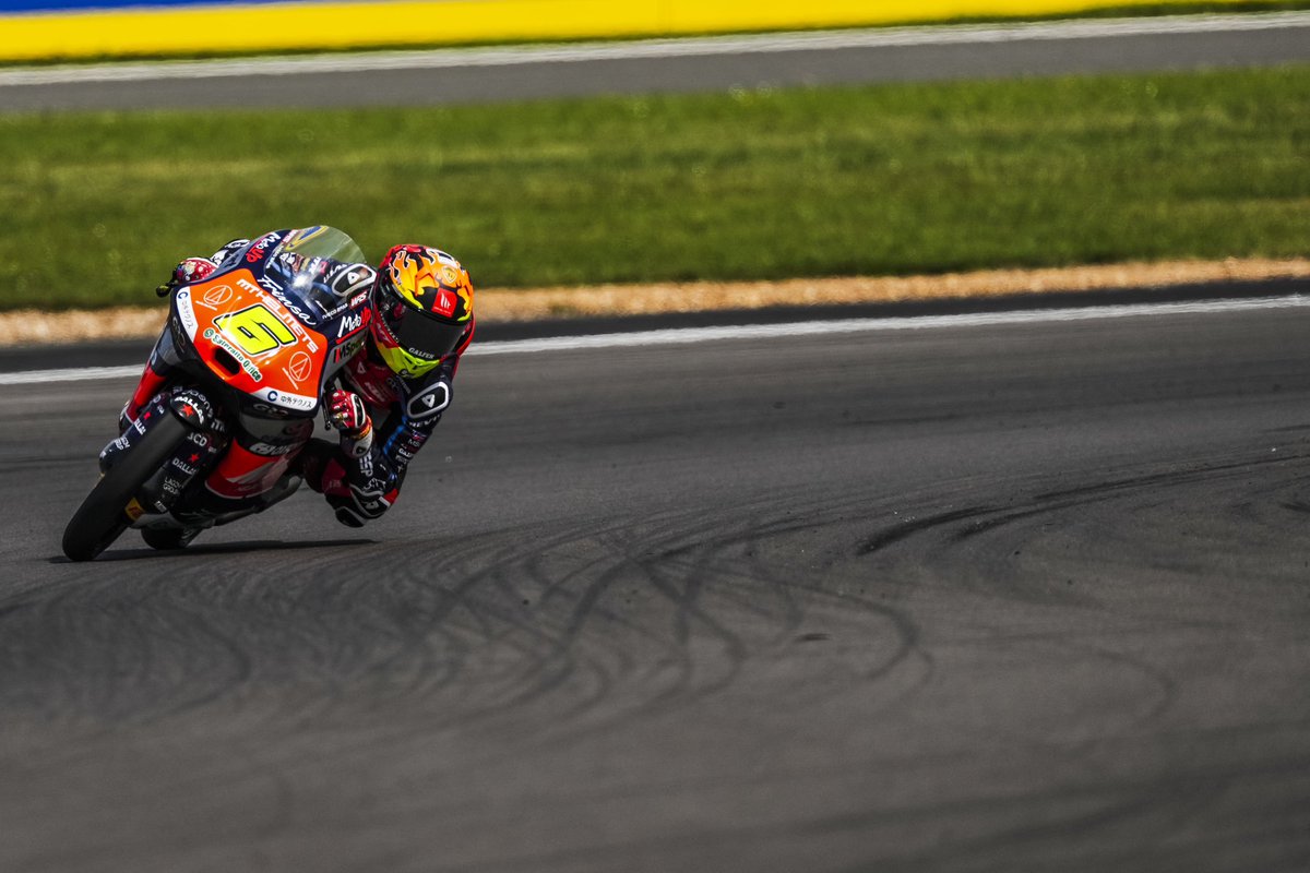 MSiRacingTeam's tweet image. PRACTICE DAY ✅ - BRITISH GP 🇬🇧💨 

Positive first day for our Moto3 riders!

🅿️2️⃣ @ivanortola48 
🅿️8️⃣ @ryusei_yamanaka6 

#mthelmetsmsifamily♥️ #mthelmetsmsi #msispain #moto3 #motogp #2024season #britishgp #ivanortolá #ryuseiyamanaka