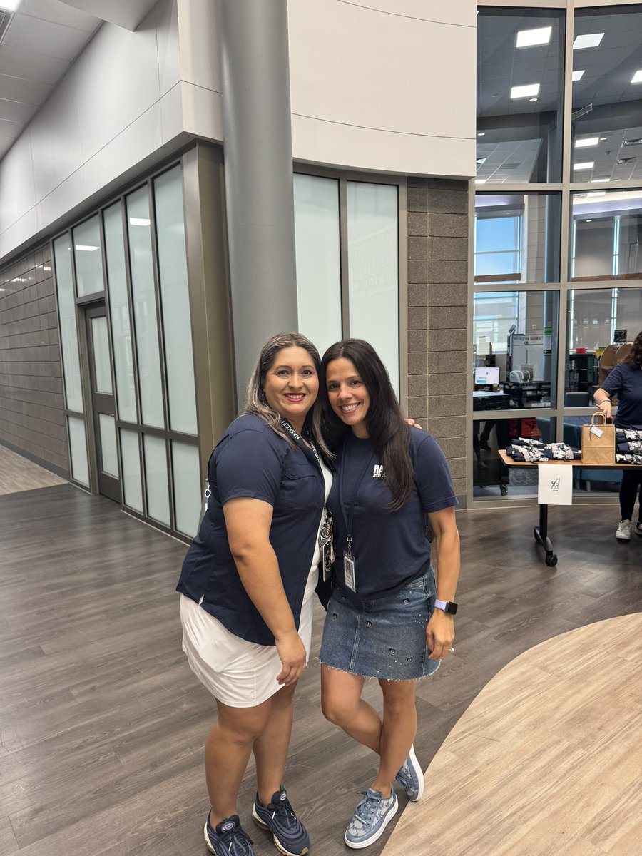 PattyAlejandraL's tweet image. #WeAreHaskett 💙#EveryMomentCounts