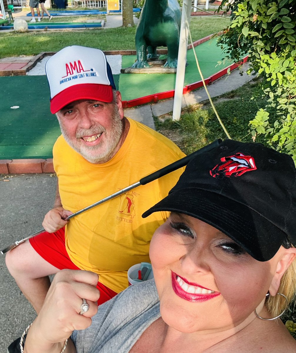 Chris Louzader tweet media