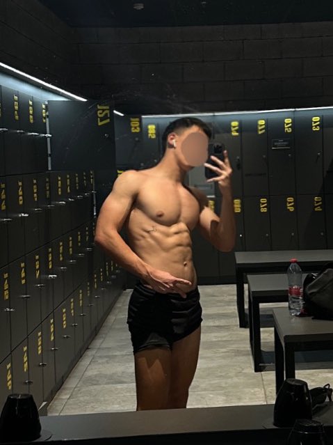 nofaceboy_xxx's tweet photo. No solo vale con tener un pollón chicos… También hay que cuidarse 😜💪🏽
#contentcreator #porn #bigdick #onlyfans #twink #gay #sex #nude #telegram #sexting #pornboy #chicomalo #pornohoy #bilight #contenidoexclusivo #gymporn https://t.co/YGYeLrIA14
