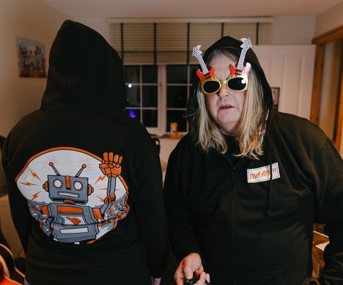 Rat_Ned (@rat_ned) on Twitter photo Hi,
50% off everything sale on the Obey Robots store so if you fancied some Robot related merch, one of the last 14 signed vinyl copies or signed CDs, head to this link!
shop.penfriend.rocks/collections/su…
Enter WOWTHANKS at checkout to get your discount
Rat x <a href="/Nedsatomictweet/">nedsatomicdustbin</a> Hi,
50% off everything sale on the Obey Robots store so if you fancied some Robot related merch, one of the last 14 signed vinyl copies or signed CDs, head to this link!
shop.penfriend.rocks/collections/su…
Enter WOWTHANKS at checkout to get your discount
Rat x <a href="/Nedsatomictweet/">nedsatomicdustbin</a>
