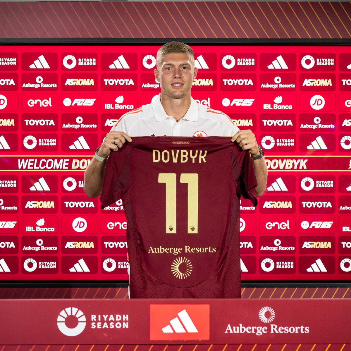 OfficialASRoma's tweet photo. 1⃣1⃣🐺 https://t.co/ysrtfBx1uJ