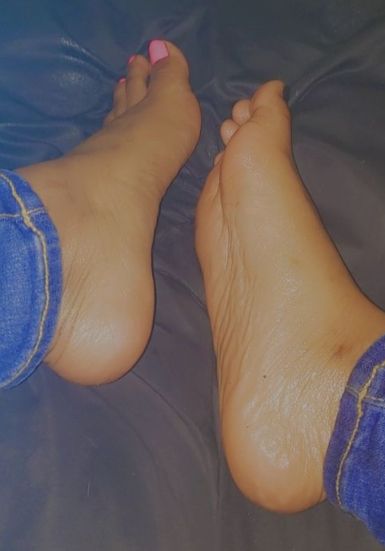 Selling cute feet pics on OF 🌸✨ DM for more  . . . . . . . . . . https://t.co/chF3aprMRc https://t.c<a href="/tag/sfs"class="tags"><span>#sfs</span></a><a href="/tag/nsfw"class="tags"><span>#nsfw</span></a><a href="/tag/onlyfans"class="tags"><span>#onlyfans</span></a><a href="/tag/onlyfansgirl"class="tags"><span>#onlyfansgirl</span></a><a href="/tag/nsfwtwt"class="tags"><span>#nsfwtwt</span></a>