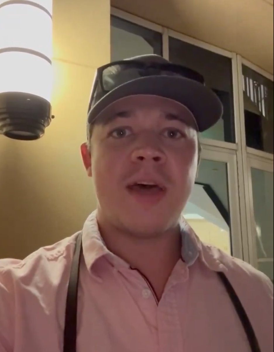 PeerlessPodcast's tweet image. No one is paying attention to me… Let’s do something to change that… #KyleRittenhouse #WriteIn #RonPaul