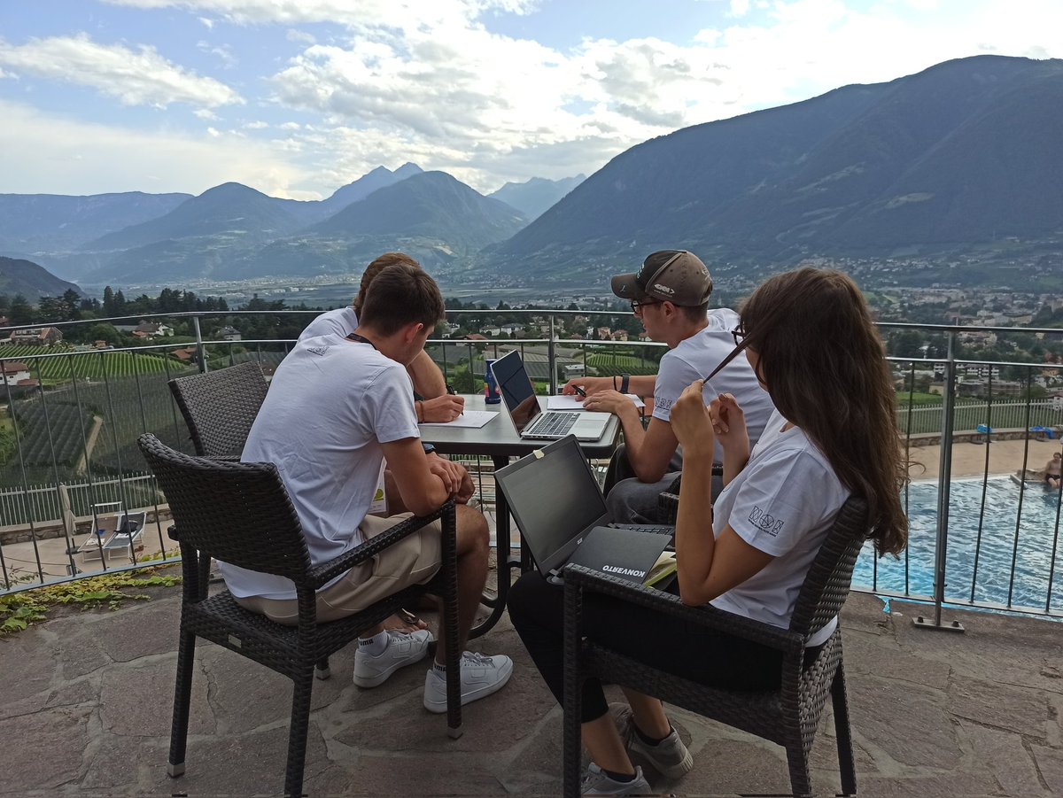 NOIhackathon's tweet photo. ⛰️ Creating new projects is easier with a beautiful landscape like this. Why not work in the open air if you can? #NOIhackathon #hackathonbz #Schenna https://t.co/JY8ZyP6MAu