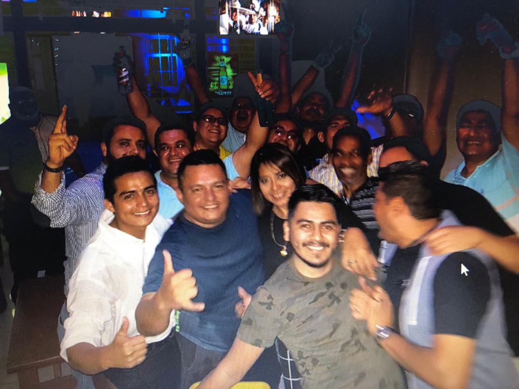 Milofas's tweet photo. Feliz cumpleaños al guerrero, al hombre que dejo la piedra por sus amigos. Felicidades, mi nalgon @SosaM_2 que Dios lo bendiga. https://t.co/76E60wyvAg