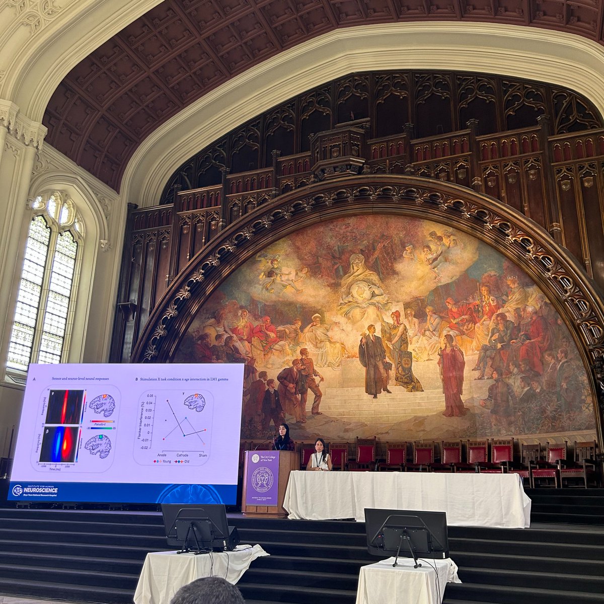 Dr. Yasra Arif presenting this morning, "High-definition transcranial direct current stimulation of the motor cortices induces polarity-dependent effects on neural oscillations within the distributed motor circuitry - young vs older adults"
#NYCN2024 #IHNconferences #IHN