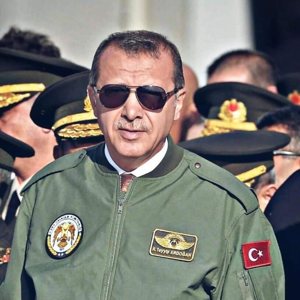 <a href="/Israel_katz/">ישראל כ”ץ Israel Katz</a> <a href="/RTErdogan/">Recep Tayyip Erdoğan</a> Erdoğan diktatör olsaydı, Türkiye'de tweetine etiketleyebileceğin böyle bir şahıs olmazdı. Keşke diktatör olsaydı.
Emin ol ki; sizin diktatörlüğünüz, zalimliğiniz belki Erdoğan'ın elinden değil ama Türk'lerin elinden olacak.
Türk Milleti her şart ve senaryo da sizinle karşı