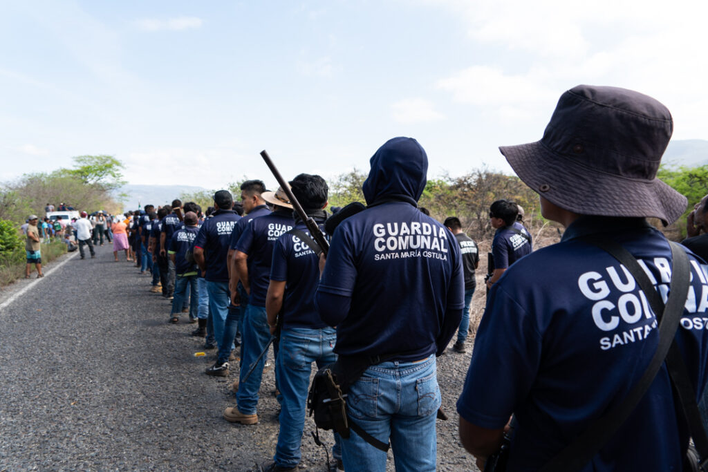 Avispa_Midia's tweet photo. Este mes de agosto es crucial para la comunidad indígena de #ostula . El Tribunal decidirá sobre el destino de sus tierras recuperadas

👉 https://t.co/mRGsFGBcBe 🐝

#Michoacan #Morelia #Mexico #AMLO #ClaudiaSheinbaum #ClaudiaPresidenta #Ostula #PueblosIndígenas #Latinoamérica https://t.co/11qHT5O98m