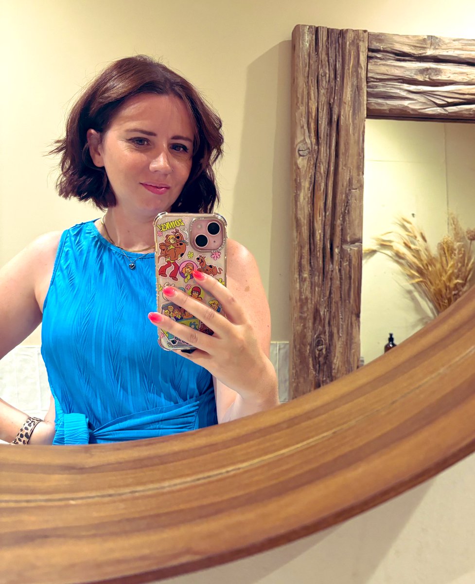 Tina Mories tweet media