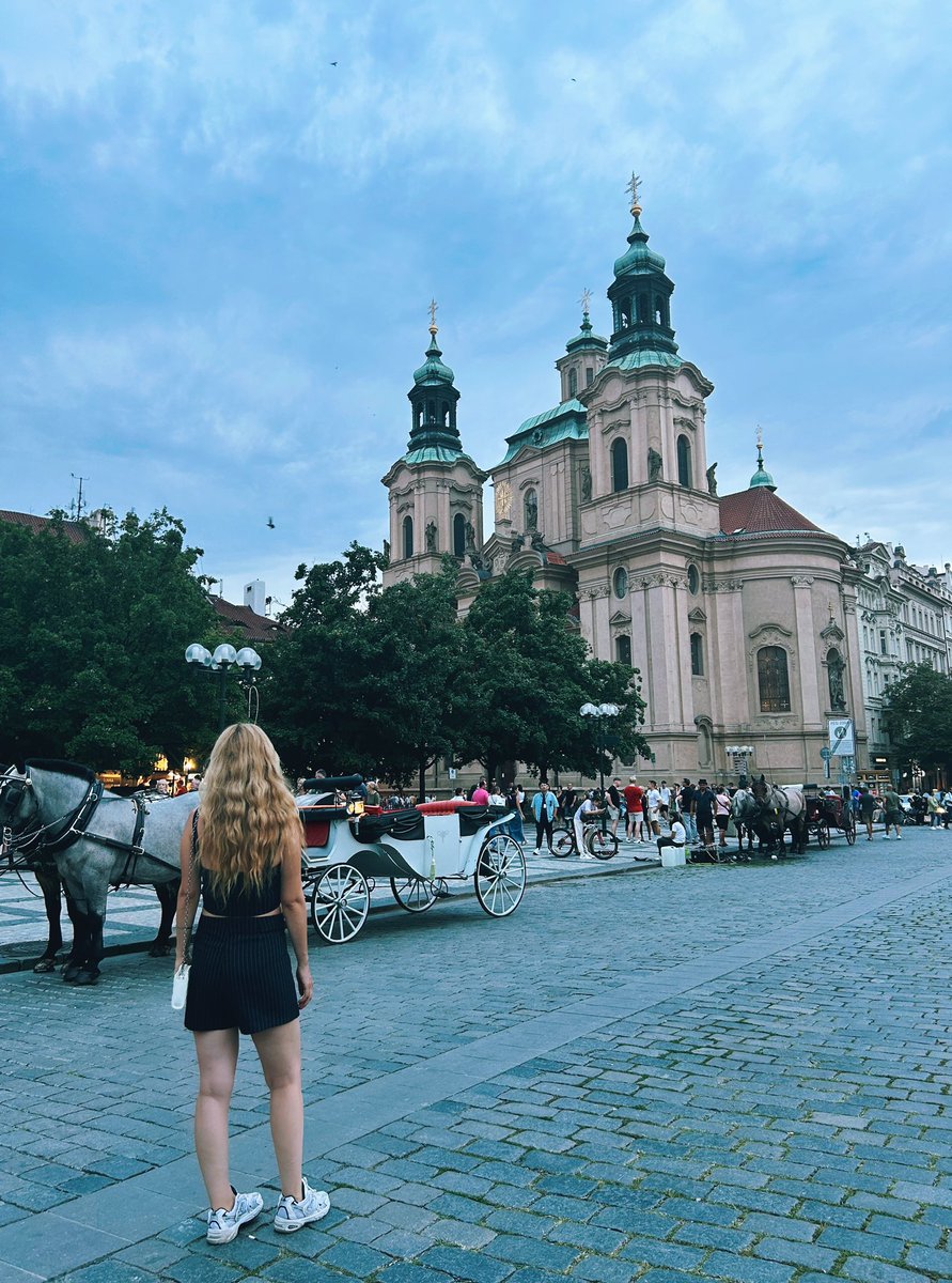 ayserosem's tweet image. #prag #praque 🫠🫠🫠 masal şehri