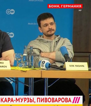 SexyShreksyy's tweet photo. ПХАХХАХА ПРОСТИТЕ РЕАЛЬНО НОЛЬ ОТЛИЧИЙ СИДИТ ПЫХТИТ ХОРОШЕНЬКИЙ НАШ https://t.co/xmejYC7UiE