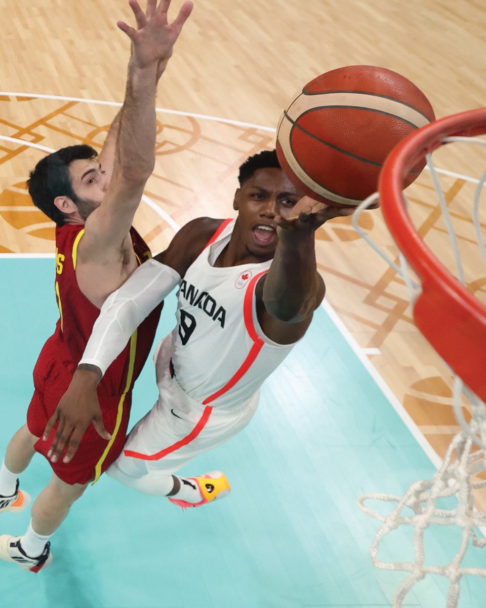 🇨🇦 The Senior Men's National Team finishes UNDEFEATED (3-0) in Group Play in #Paris2024 with their win over Spain! 🇨🇦

SGA: 20 PTS, 3 REB, 2 AST
Andrew Nembhard: 18 PTS, 2 3PT, 2 AST
RJ Barrett: 16 PTS, 3 AST
Dillon Brooks: 13 PTS, 4 REB, 3 AST