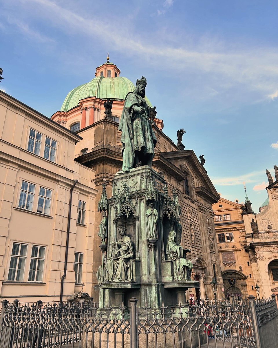 ayserosem's tweet image. #prag #praque 😍🫠