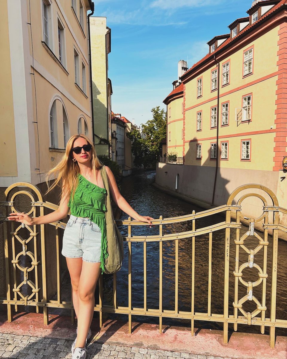 ayserosem's tweet image. #prag #praque 😍🫠