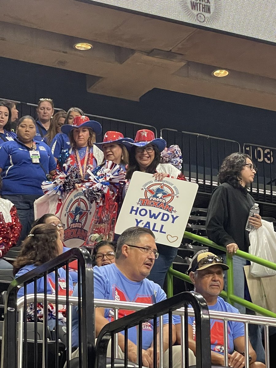 CCISD Convocation 24-25! Menger Texans! ❤️ <a href="/DrCBarrera1/">Dr. Christina Barrera</a>