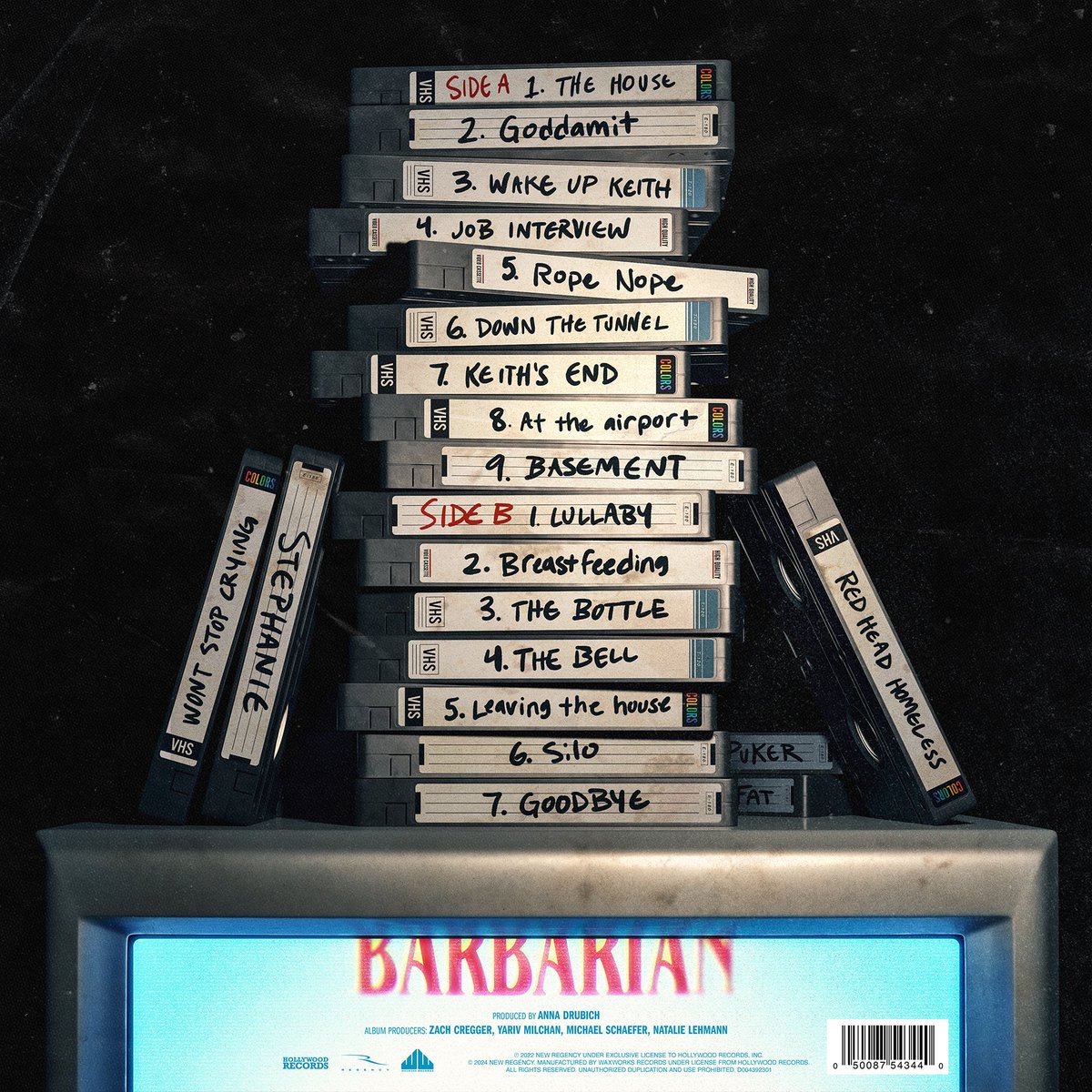 stevereevesart's tweet image. So thrilled to share new artwork I created with my great friends at @waxworkrecords for the vinyl release of BARBARIAN. Amazing score by Anna Drubich! Absolutely love this movie and it was an honor to be able to create something for this release!Pre-Order NOW over at Waxwork! 🍼