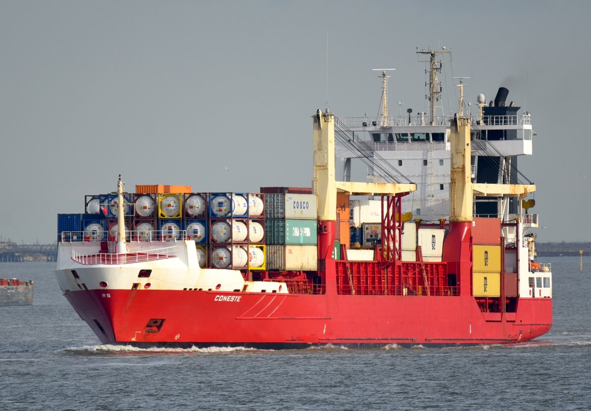 FraserG32883664's tweet photo. Container ship Coneste built in 2003. #Coneste #CargoShip #ContainerShip #ContainerShips #CargoShip #Shipping #ShipsInPics #Shipspotting #Ship #ships_best_photos #Ships #Ship #WorkingRiver #Ships #Schiffe #bootjeskijken #Schip #Containerschiff #RiverThames #Thames https://t.co/Gv2Jn1oIOz