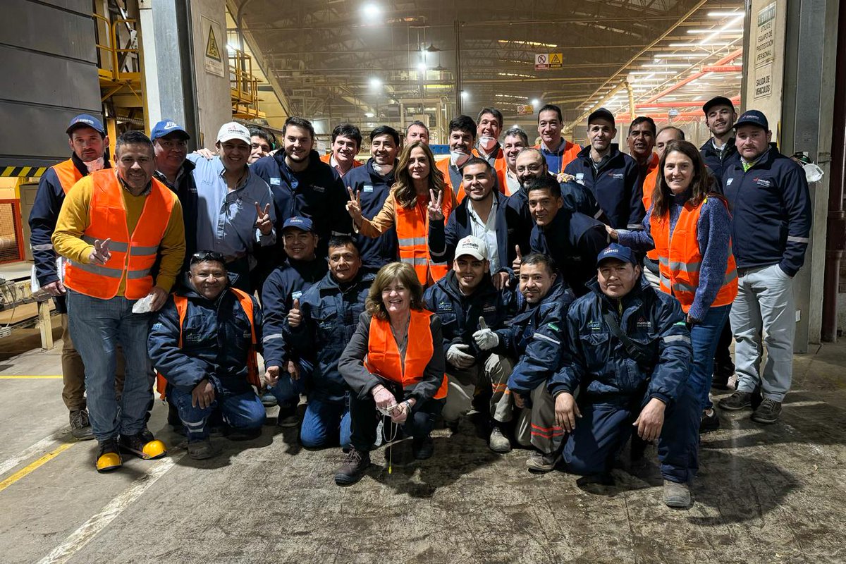 Junto a <a href="/GonzaQuilodran/">Gonzalo Quilodran</a> y Germán Martos, representante de COPROTAB, recorrimos la planta industrial tabacalera de Rosario de Lerma, Salta, donde los trabajadores, pequeños productores y cooperativas integran la cadena de valor con las empresas. De esta manera, se desarrollan