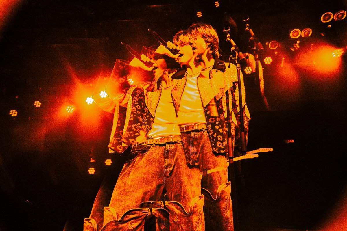 oneruel's tweet photo. thank you chicago!! see you tonight @lollapalooza https://t.co/MsQKTZEzC8
