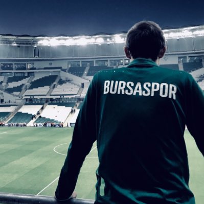 melihnrn's tweet photo. #YeniProfilResmi https://t.co/ArMhJB4Ew0