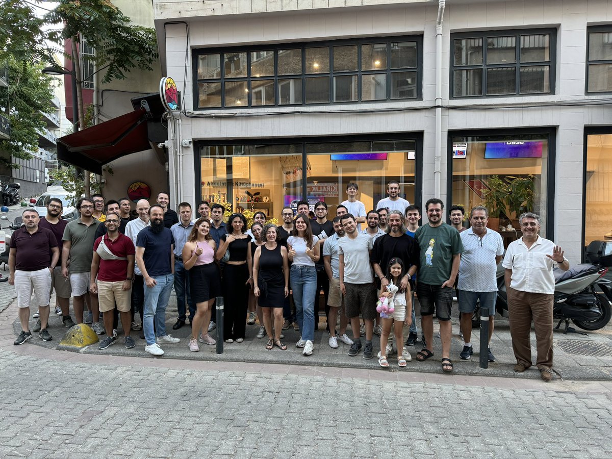 📸 #KriptoCuma | #SolanaDay pozumuz bu hafta da sizlerle!

@SuperteamDAO, <a href="/SuperteamTR/">Superteam Turkey 🇹🇷</a> 
#Solana #Web3 #CommunityBuilding