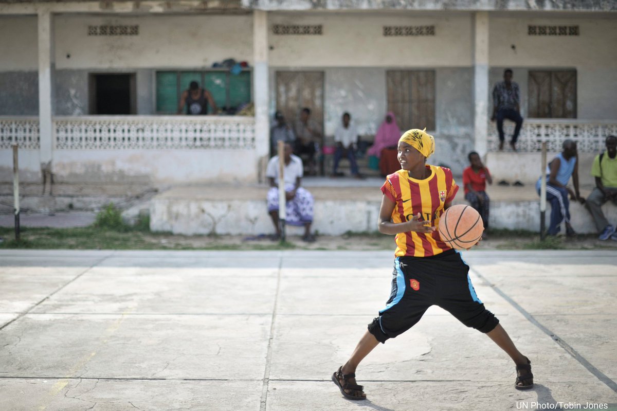 The majority of the world’s schoolchildren still lack access to the minimum required physical education.

New <a href="/UNESCO/">UNESCO 🏛️ #Education #Sciences #Culture 🇺🇳</a> report urges countries to significantly increase their investment in physical education. unes.co/3917cw