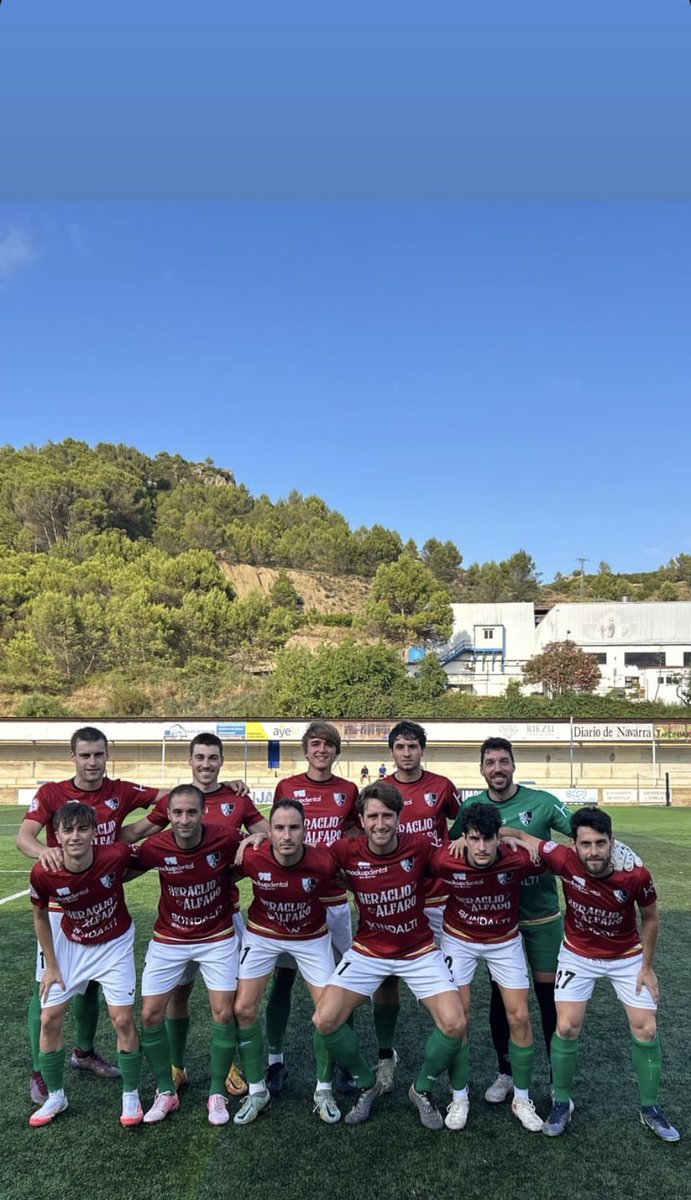 Tercera365_G15's tweet photo. @CD_Izarra 🪧 ALINEACIÓN VISITANTE:

1- Pini
2- Sergio Martínez
3- Aitor
5- Balda
7- Mario León
8- Hugo
11- Turu
12- Andreu
17- Parada
21- Íñigo Jiménez (C)
28- Casas

⚽️ @CD_Izarra vs #CDAlfaro 

⏰ V19.30h

🏆 #Amistoso #SegundaFederación https://t.co/6SyFVvHpP4