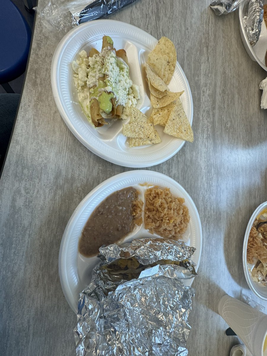 Adriana Flores (@nanaf2017) on Twitter photo Lunch for our awesome teachers and staff <a href="/Mitchell_Elem/">J.C. Mitchell Elem</a> Thank you <a href="/SjMottu/">Sanjuanita Mottu</a> for lunch! We appreciate you. <a href="/AnaCan_2/">Ana Cantu</a> <a href="/gmontem3/">Gricelda Montemayor</a> Lunch for our awesome teachers and staff <a href="/Mitchell_Elem/">J.C. Mitchell Elem</a> Thank you <a href="/SjMottu/">Sanjuanita Mottu</a> for lunch! We appreciate you. <a href="/AnaCan_2/">Ana Cantu</a> <a href="/gmontem3/">Gricelda Montemayor</a>