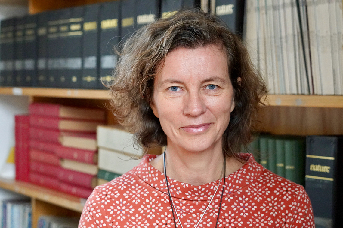 Tropical Medicine Oxford (@tropmedoxford) on Twitter photo Congratulations!
Professor Sassy Molyneux awarded five-year NIHR Global Health Research Professorship
<a href="/NIHRglobal/">NIHR Global Health</a> <a href="/CGHRinfo/">NDM Centre for Global Health Research</a>
tropicalmedicine.ox.ac.uk/news/professor… Congratulations!
Professor Sassy Molyneux awarded five-year NIHR Global Health Research Professorship
<a href="/NIHRglobal/">NIHR Global Health</a> <a href="/CGHRinfo/">NDM Centre for Global Health Research</a>
tropicalmedicine.ox.ac.uk/news/professor…