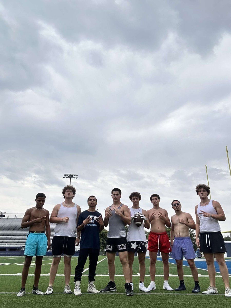 Working on getting 1% better? !! <a href="/Jradden1/">Jradden Russell</a> <a href="/V48728Vinny/">Vinny Vandiver</a> <a href="/Tyson_Kennedy07/">Tyson Kennedy</a> <a href="/jarrettrussel13/">jarrett russell</a> <a href="/Ethxnn8/">Ethxnn</a> <a href="/FleeceGabriel/">Gabriel Fleece</a> <a href="/james_pugh3/">James Pugh</a> <a href="/_CoachAug/">Keith Willis-Auger</a> <a href="/_CoachEmbry/">Coach R.Embry</a> <a href="/_CoachNeal_/">Kevin Neal</a> <a href="/Busterwoo/">Coach Woo</a> <a href="/Coach_CEdwards/">Coach Chris Edwards</a>  <a href="/Coach_Taylor05/">Jerrell Taylor</a> <a href="/Coach_Mende/">Mike Mendenhall</a> <a href="/ShaneDowty/">Shane Dowty</a> <a href="/SNUFootball/">SNU Football</a> <a href="/CLuetjen/">Coach Luetjen</a> <a href="/CoachBigReemis/">CoachReemis</a> <a href="/CoachBV/">Brian Vertrees</a>