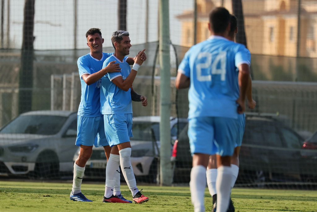<a href="/DavidMateos44/">David Mateos</a> <a href="/Academia_VCF/">Academia VCF #ADNVCF 🦇</a> 📢⏸ DESCANSO

⚔️ Selección #AFEFútbol 1️⃣ 🆚 1️⃣ #VCFMestalla (<a href="/Academia_VCF/">Academia VCF #ADNVCF 🦇</a>)
 
⚽️ 1-0 (14’): <a href="/DavidMateos44/">David Mateos</a>.
⚽️ 1-1 (23’): Serra.