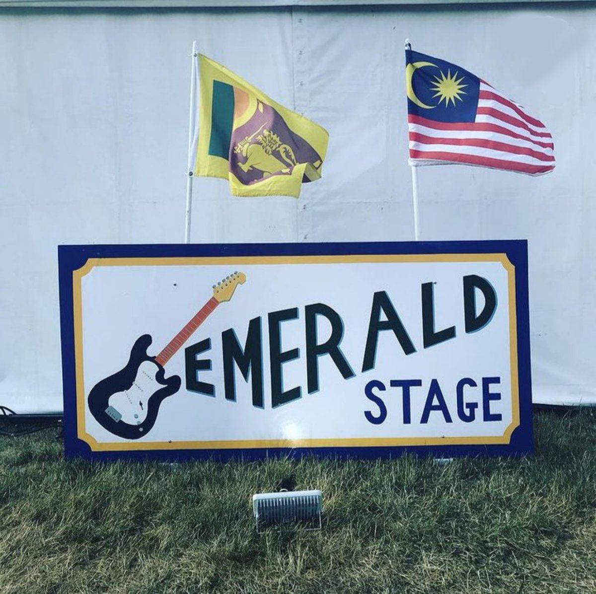 The Mojo Slide tweet media