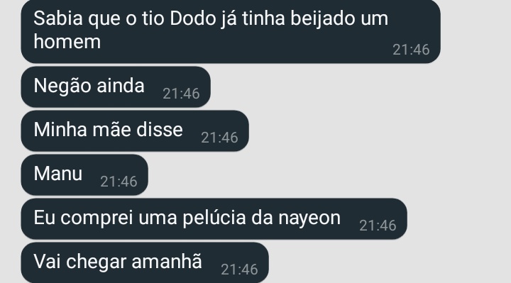Lembrei da minha prima descobrindo q eu sou gay, criança tá pouco se ferrando pra isso