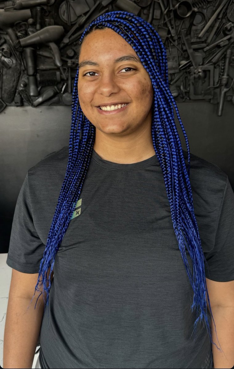 Isis Vineyard tweet media