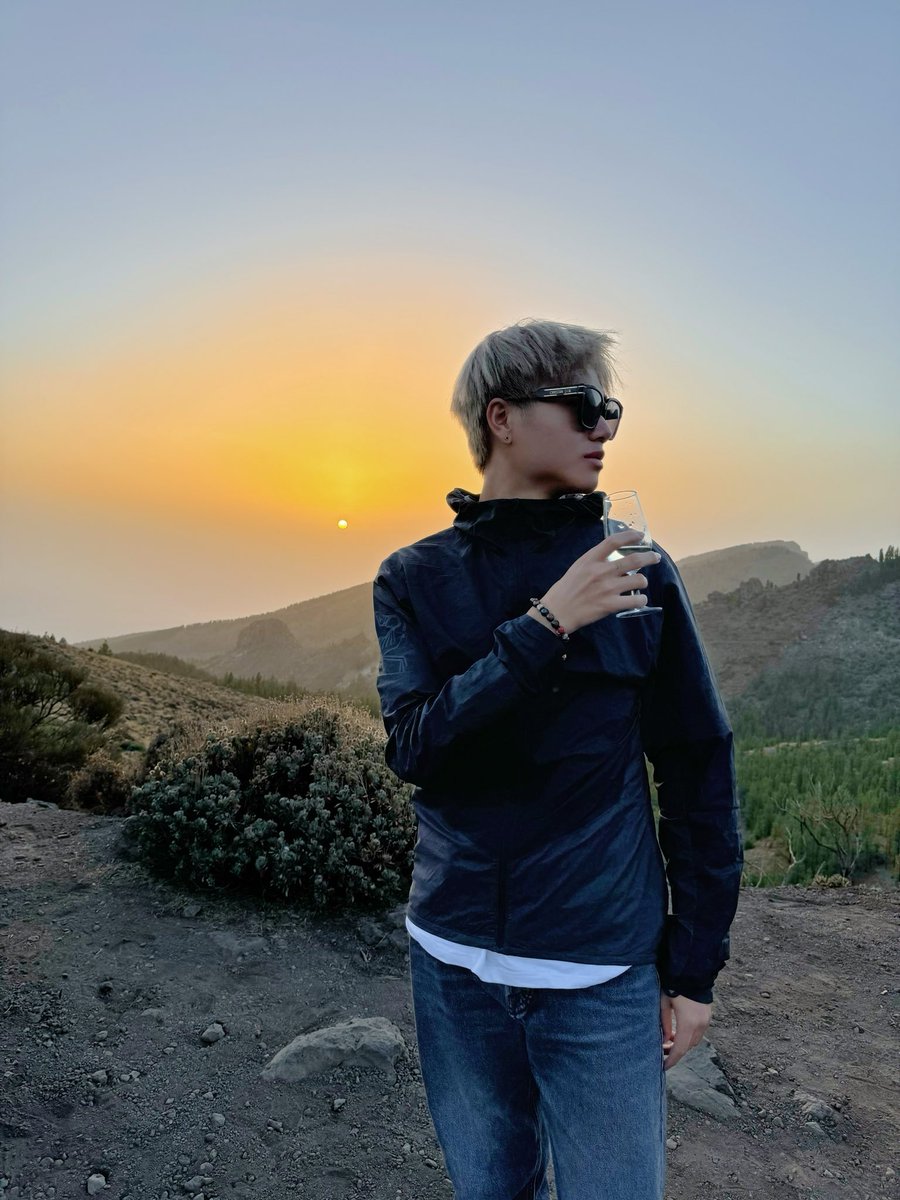 Juunn_2003's tweet photo. 🌋🌋🌋 https://t.co/j9y0GBl70T