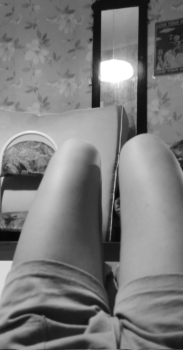 itimamar's tweet image. На свечеряване тя най-сетне разбра, че няма нищо фън във фън шуй. Но има доста шуй.