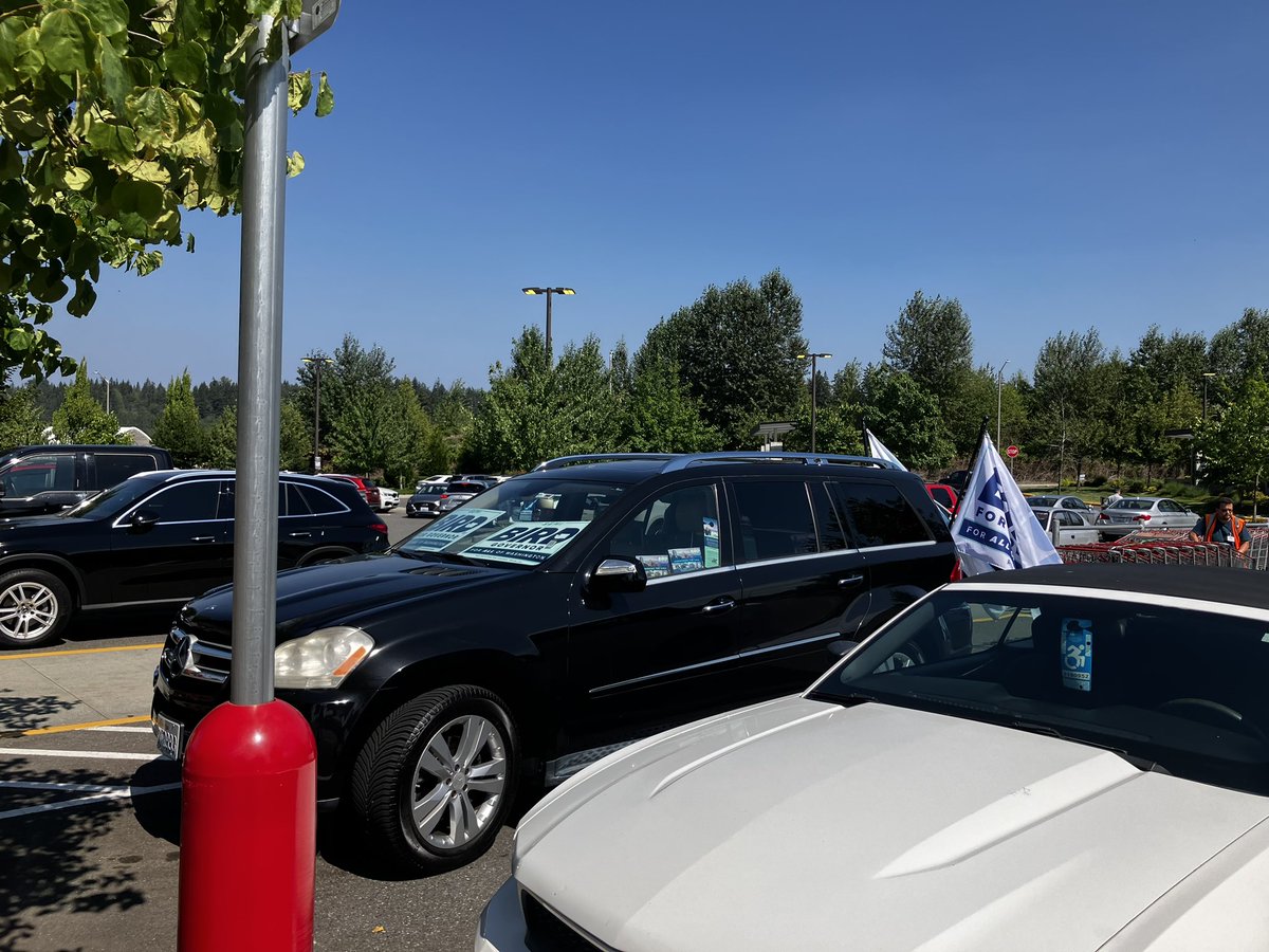 Telynnlala's tweet photo. #BirdsTheWORD!!! Ballots are out, I used to ignore #WAPrimaryElection but it matters TOO MUCH this time!! Aug 6 vote @bird4governor last on the list 1st for WA! #ViableCandidate who’s AGAINST #Mandates! Remember those and all the lost businesses/Careers? #GetYourBALLOTtoTheBOX https://t.co/jvvyh1XLn8