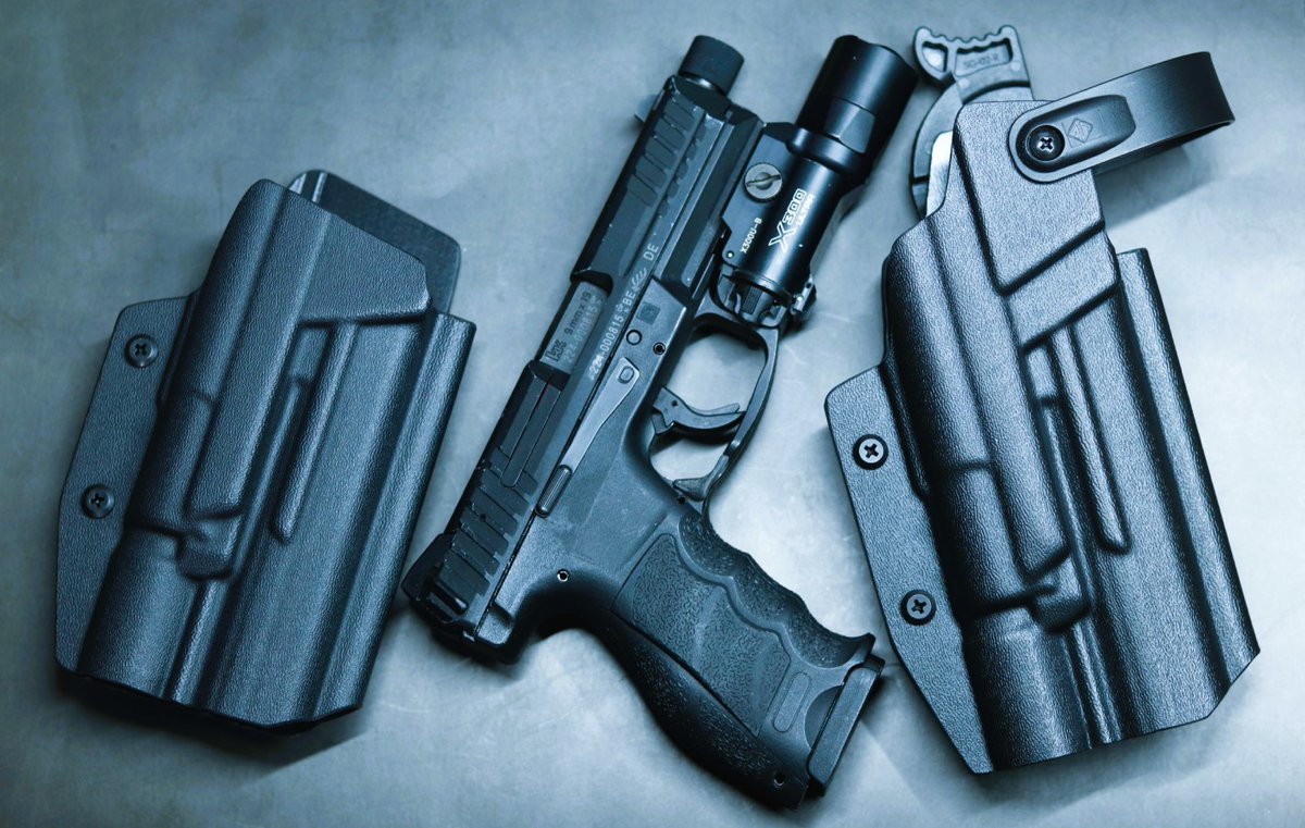 rokunanago675's tweet image. 新しく VP9 ＋ X300U 用ホルスター Lv2ロックフード付き(右用)をウェブサイトに追加しました↓↓
675.theshop.jp
※ロックのないLv1ホルスターも販売中。
SUREFIRE X300U-A/Bライトも取り扱いございます。
#surefire #vp9 #ハンドガン #サバゲー装備