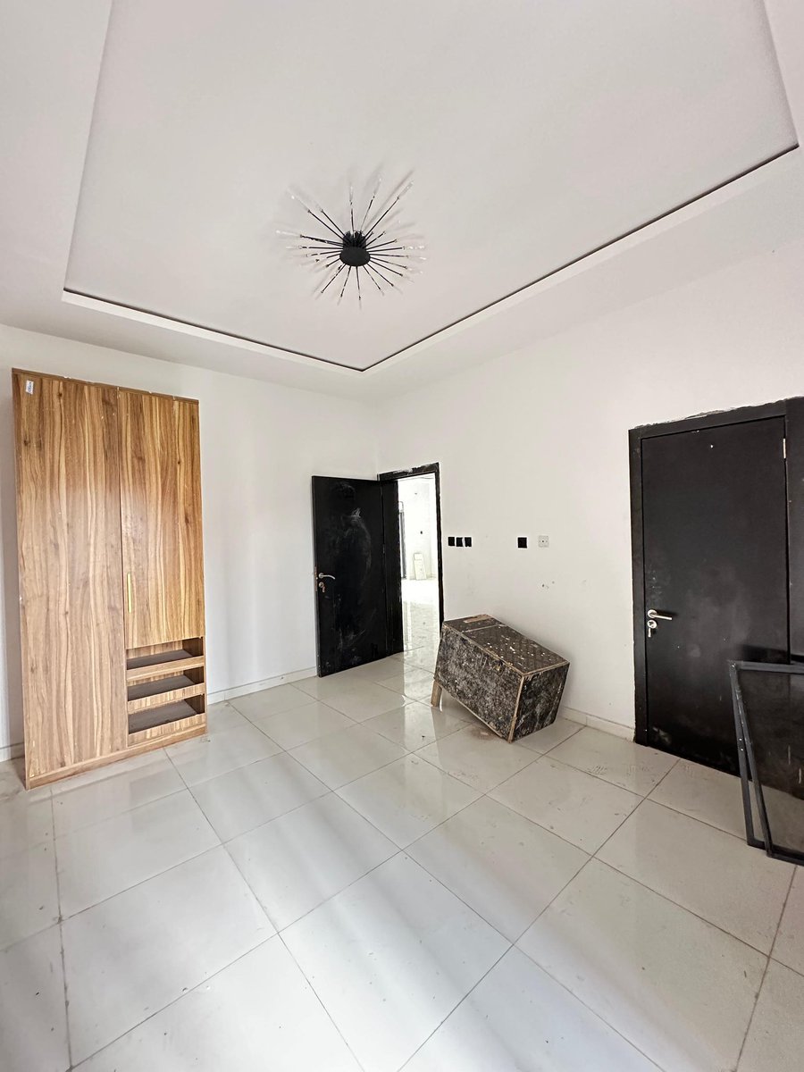 XLHomesRealty's tweet photo. Follow  @xl_homes for amazing property deals in Lagos, Nigeria 🇳🇬 

For viewings and other information: 
☎️ +234 809 652 5027
📧 info@xlhomesrealtyng.com
📍  12a Yinka Bello Str. Lekki Phase 1

Like and share this post https://t.co/vcL6P2YvNo