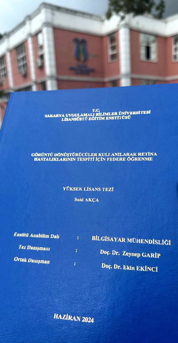 saidakca_'s tweet photo. ✅ Bilgisayar Mühendisliği Yüksek Lisans tezimi başarıyla tamamladım. Yüksek lisans eğitimim boyunca birçok alanda akademik yayınlar yaptım ve yapay zekânın matematiksel temellerine derinlemesine odaklanarak kendimi geliştirme fırsatı buldum. https://t.co/M7aTgHLlxP
