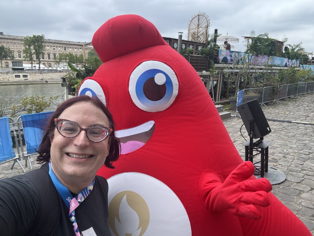 Ina Fried tweet media