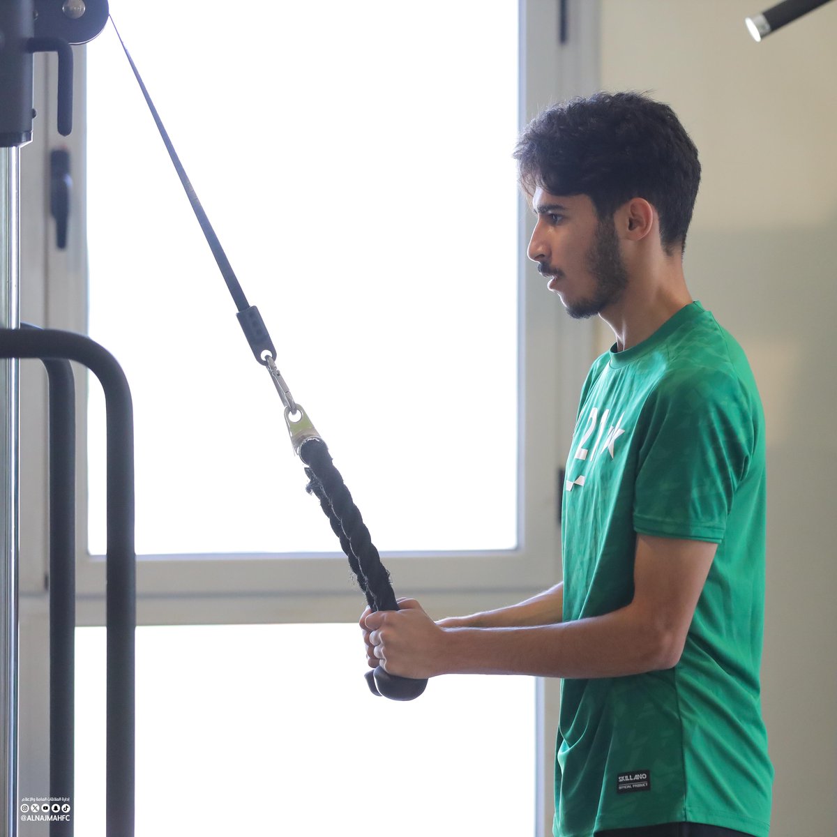 alnajmahfc's tweet photo. back to work 💪

بعد الراحة الممنوحة من السيد "ماريو سيلفا" عاود اللاعبين العمل صباح اليوم في الصالة الرياضية 💚🏋️.  

#نجمة_عنيزة
#نجمة_عنيزة_في_مصر 🇪🇬 https://t.co/D9v0nJknEI