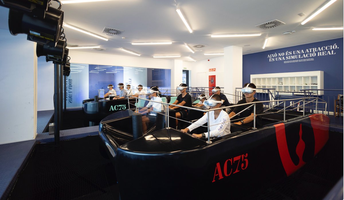 nauticparc's tweet image. Los regatistas procedentes de China que entrenan en Salou  estos días visitan la @americascup en Barcelona  gracias a @FundacionEcomar y @TZabell 
@visitsalou @CambrilsTurisme @MontroigMiami @Mar_i_Muntanya @ametllademartur @lampollaturisme @TurismeDeltebre @costadauradatur