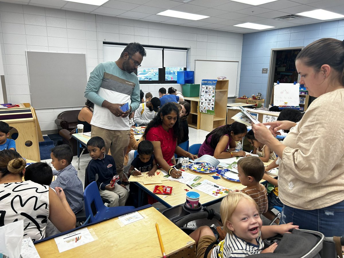 EarlyWestport's tweet photo. Huge turnout for our Family Engagement Event. This may have been our best Ready 4K Camp ever! Thank you to our staff and families for making this such a successful experience for our learners moving on to Kindergarten @annestaley98 @JCPSEARLY @EarlyWestport  @CounselorMLG https://t.co/gcTeqcBN0c